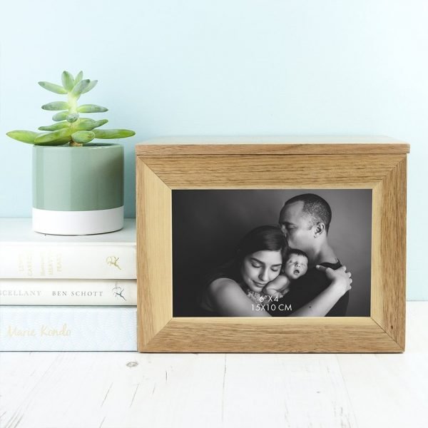 Personalised Oak Photo Keepsake Box – Mother’s Day (Medium)