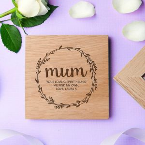 Personalised Oak Photo Cube – Mother’s Day