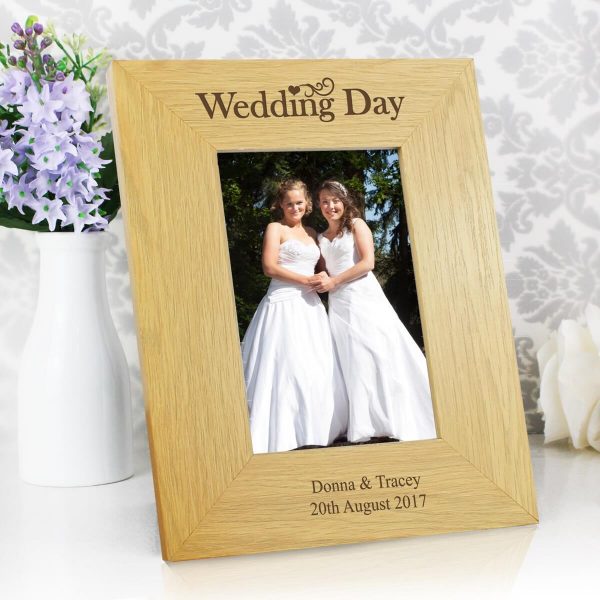 Personalised Wedding Day 6×4 Oak Finish Photo Frame