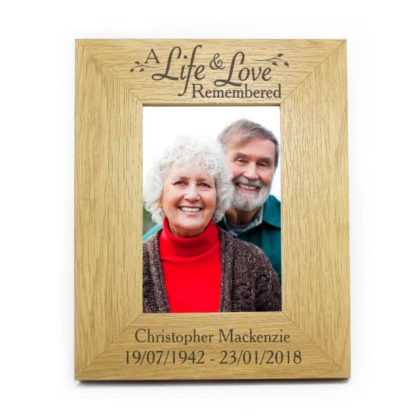 Personalised Life & Love 6×4 Oak Finish Photo Frame