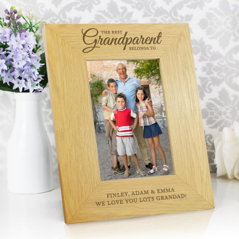 Personalised “”The Best Grandparent”” 6×4 Oak Finish Photo Frame