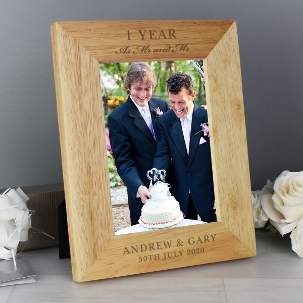 Personalised Anniversary 7×5 Wooden Photo Frame