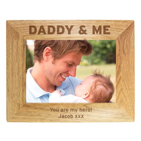Personalised Daddy & Me 7×5 Landscape Wooden Photo Frame