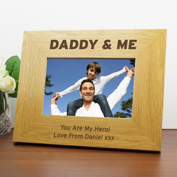 Personalised Oak Finish 6×4 Daddy & Me Photo Frame