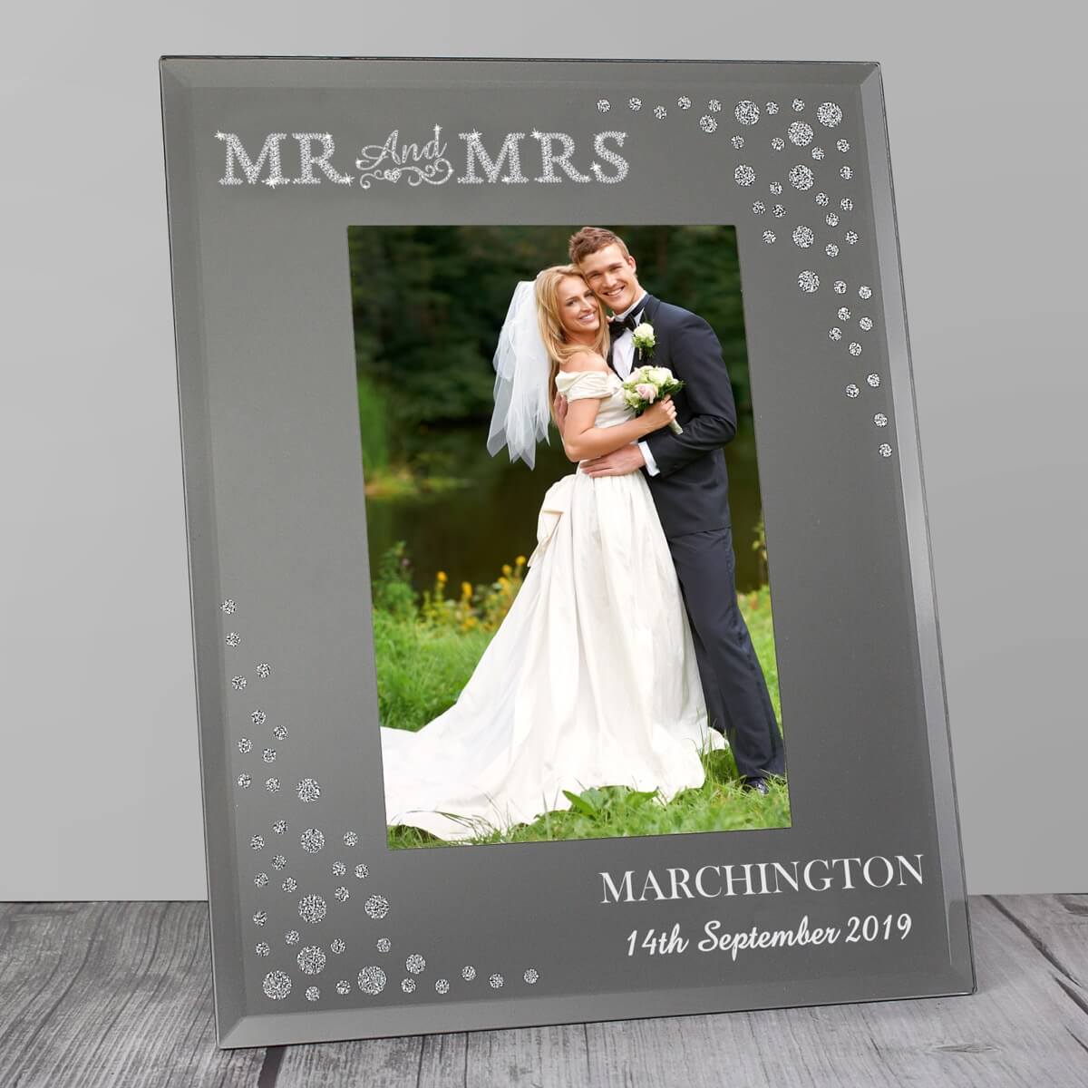 Personalised Mr and Mrs 6×4 Diamante Glass Photo Frame