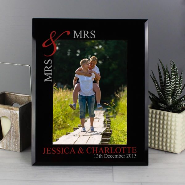 Personalised Ruby Couples 7×5 Black Glass Photo Frame