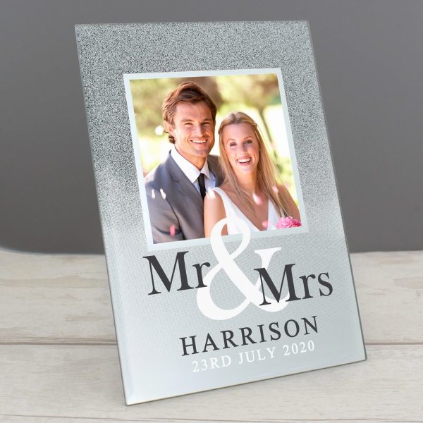 Personalised Mr & Mrs 4×4 Glitter Glass Photo Frame
