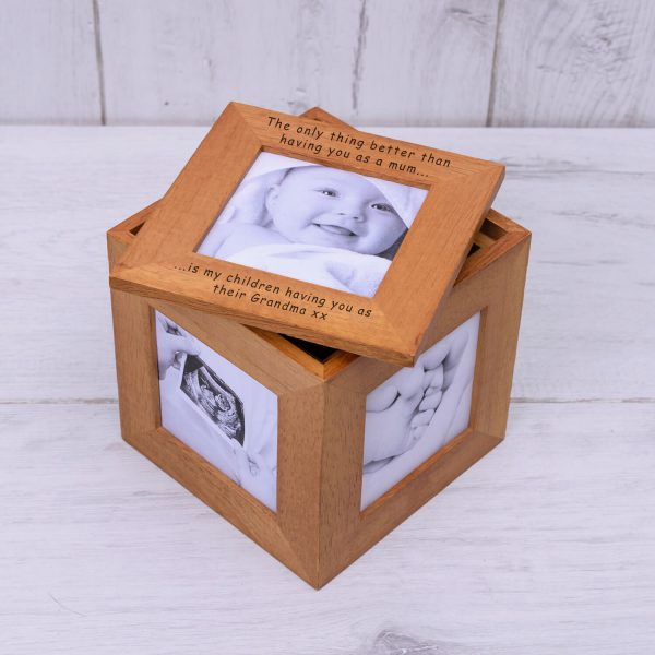 Personalised Oak Photo Cube – Your Message