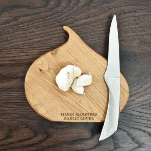 Personalised Handmade Oak Chopping Board – Garlic