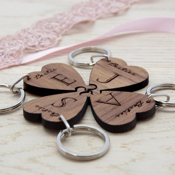 Personalised Wooden Key Ring – Besties (Lucky Clover)
