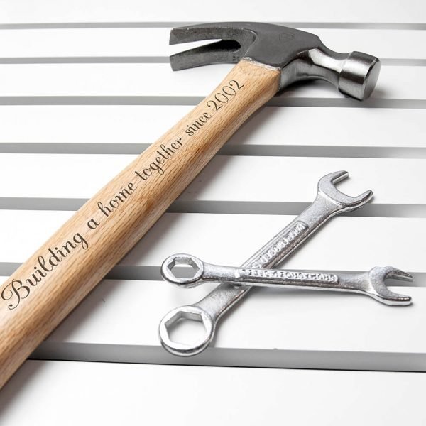 Personalised Wooden Hammer – Your Message