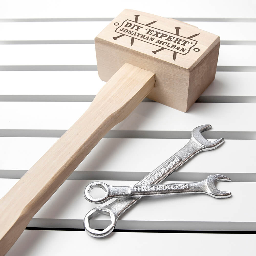 Personalised Wooden Hammer – DIY Expert