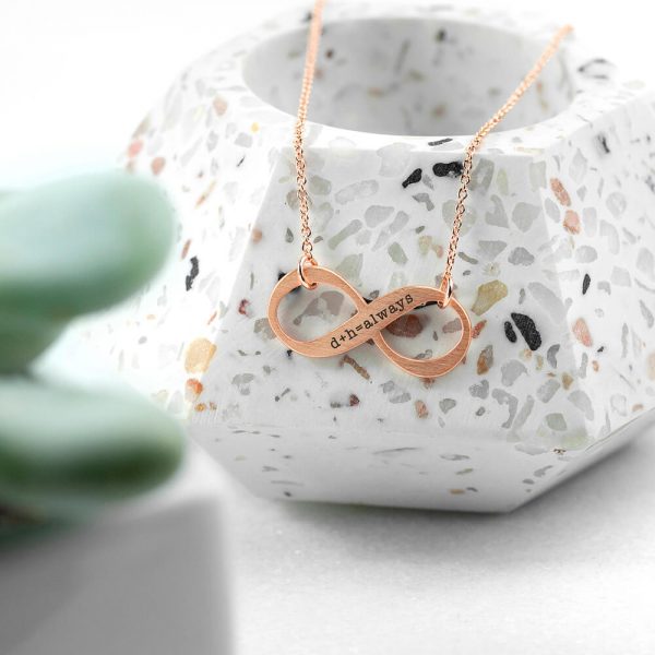 Personalised Infinity Twist Necklace – Rose Gold