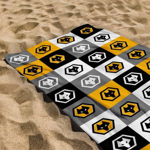 Personalised Wolverhampton Wanderers Chequered Beach Towel